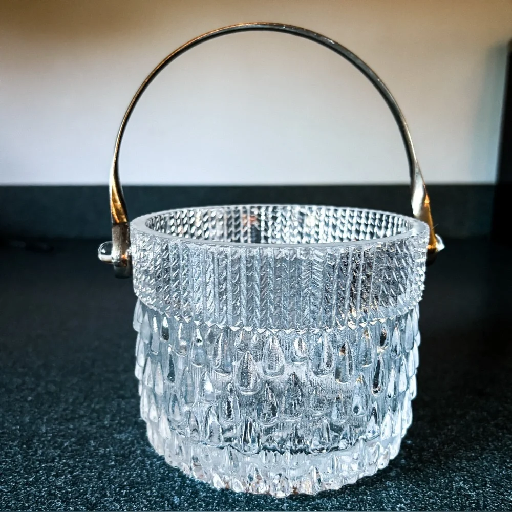 Pressed Glass Ice Bucket – MCM Teardrop Pattern –